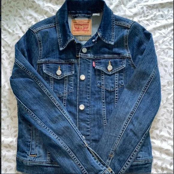 Levi’s denim jacket- Small - Picture 1 of 3